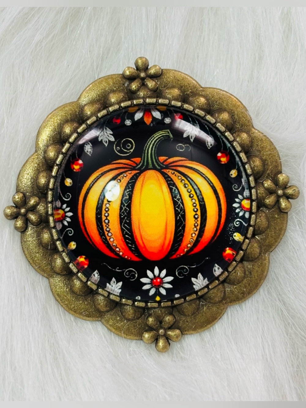 Vintage Style Pumpkin Brooch Antique Gold Tone Fall Halloween Pin